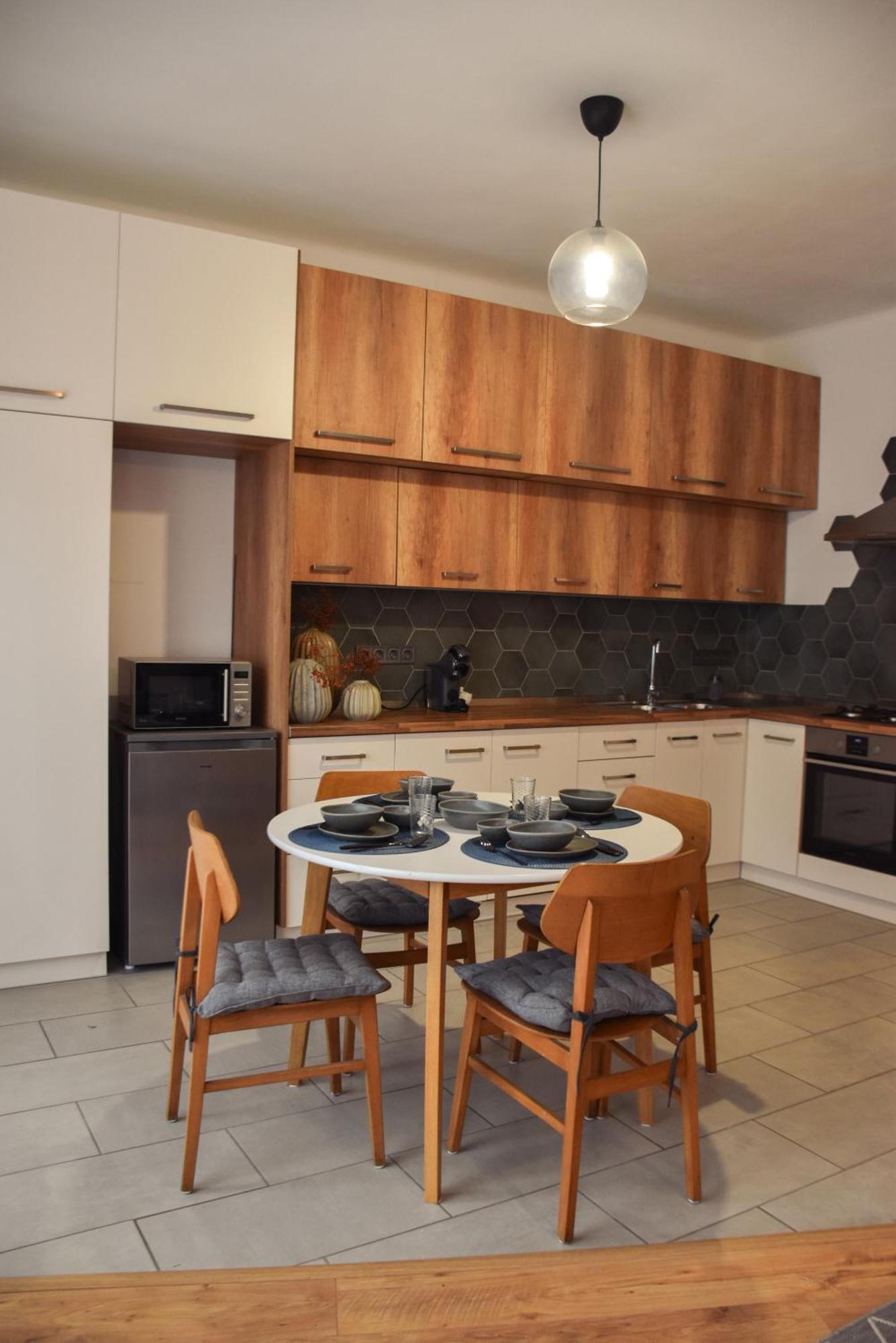 Foter Apartman Kiskunhalas Esterno foto